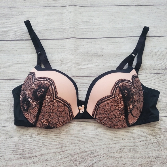 Maidenform soft pink abd black lace pushup bra. Size 36C - Picture 9 of 9